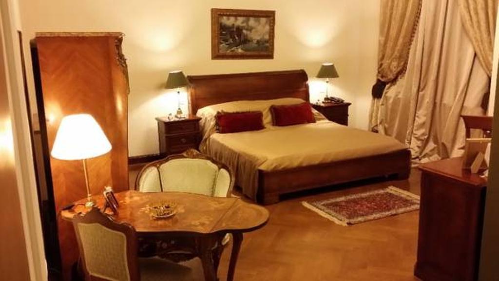 Grand Boutique Hotel Bukarest Exterior foto