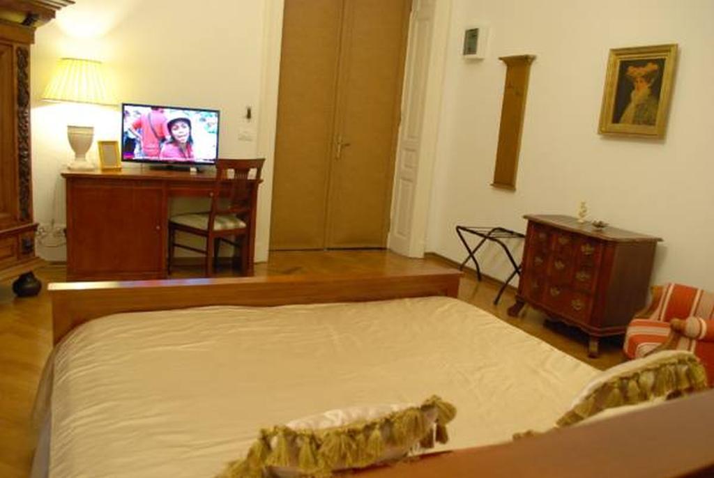 Grand Boutique Hotel Bukarest Exterior foto