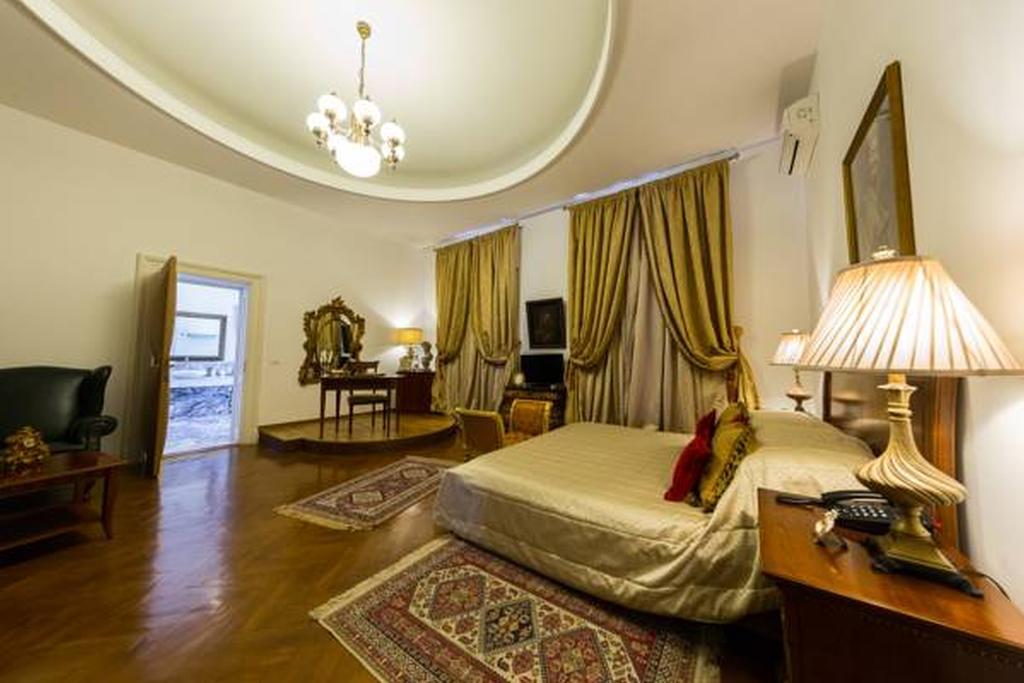 Grand Boutique Hotel Bukarest Exterior foto
